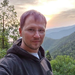 Всеволод Устинов (канал: ai, стартапы, пост-ирония)